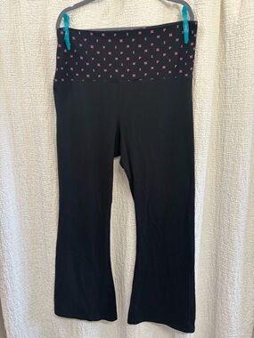 PINK Victoria's Secret Black Leggings with Pink Logo Waistband